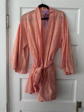 La Vie Peach Floral Satin Kimono Mini Dress
